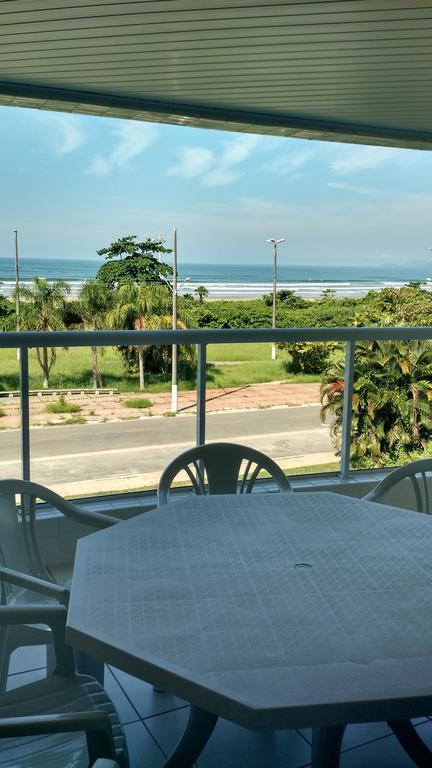Апартаменти Indaia Apartamento De Frente Ao Mar Бертіога Екстер'єр фото