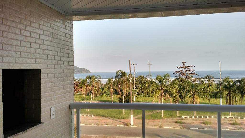 Апартаменти Indaia Apartamento De Frente Ao Mar Бертіога Екстер'єр фото